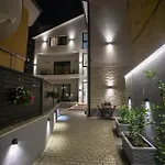 Hotel Klaus Center Tirana