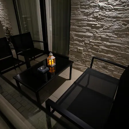 Klaus Center 4* Tiran