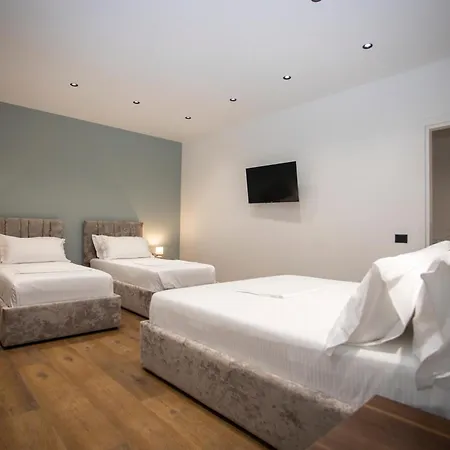 Otel Klaus Center 4*