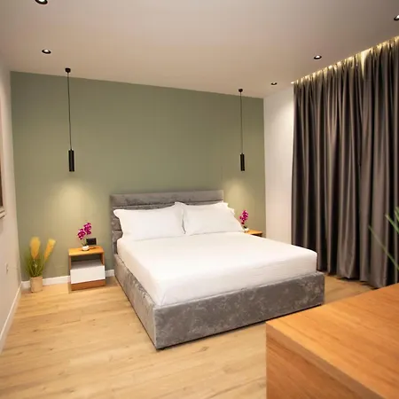 Otel Klaus Center 4*