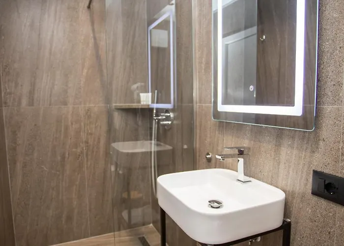 Klaus Center Otel 4*