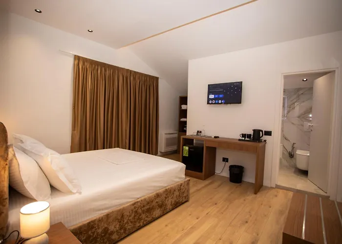 Klaus Center 4*