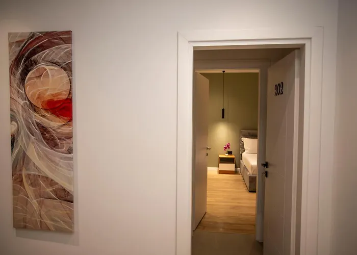 Klaus Center Otel 4*