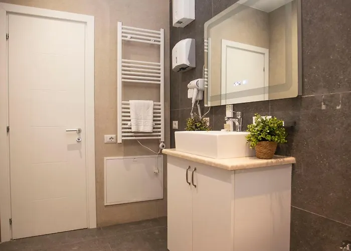 Klaus Center Otel Tiran