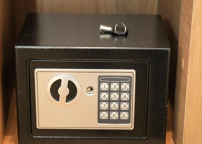 Klaus Center Otel 4*